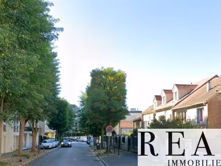 local commercial 550 m²