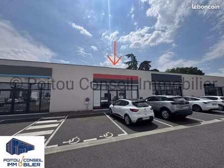 bureaux 68 m²
