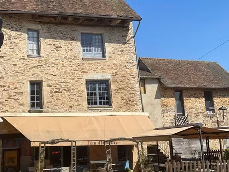 immeuble avec fonds de commerce