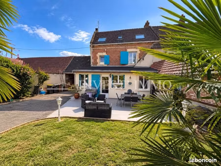 maison 4 pièces 125 m²
