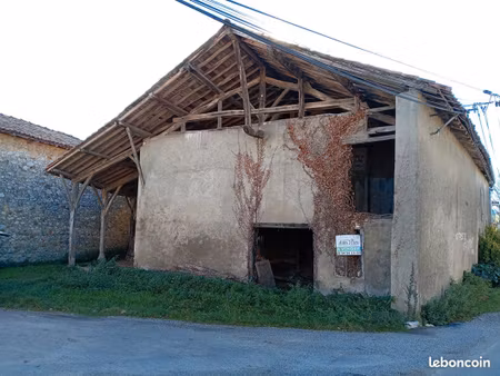 grange 2 pièces 250 m²