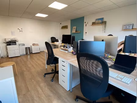 bureau clés en mains 30 m2 levallois (gare clichy levallois/m3) dispo dés juillet