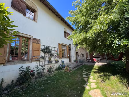 ferme 4 pièces 120 m²