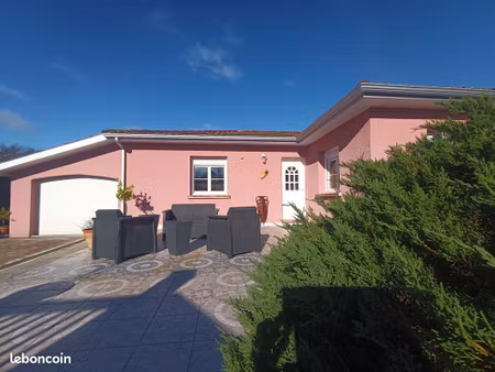 ensemble immobilier avec 2 habitations