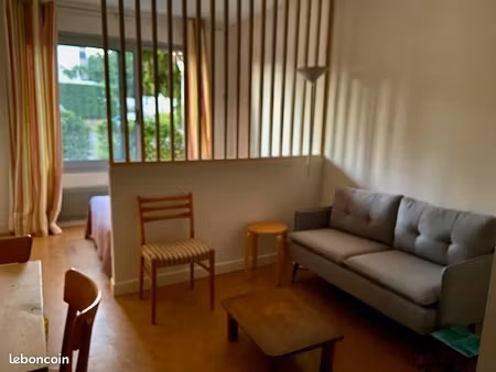loue charmant t1 croix-rousse 25m² meublé | parking & jardin | libre 1er juillet