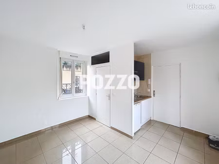 studio 1 pièce 15 m²