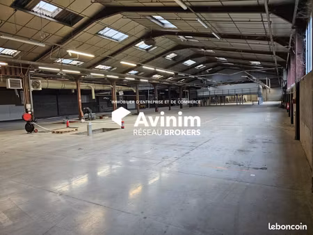 entrepôt 4200 m² thônes