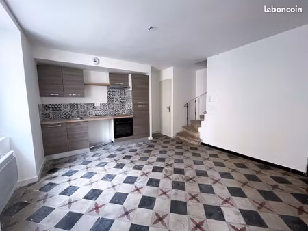 maison de village 3 pièces 98 m²
