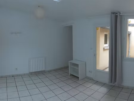 amiens studio 22m2 très bon état la hotoie – pàp