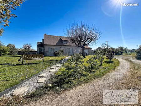 pavillon 5 pièces 135 m²