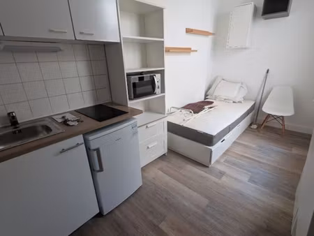 studio 1 pièce 11 m²