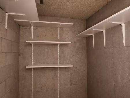 location cave- 4 m²