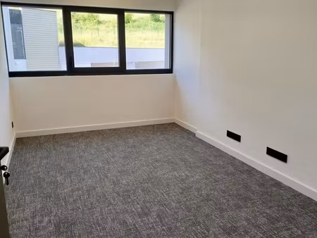 bureaux 97 m² poisy