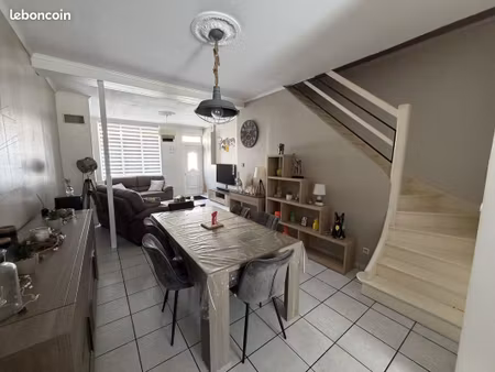 maison de ville 4 pièces 110 m²