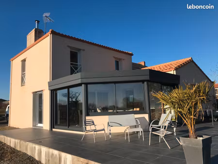 loue maison 140 m²