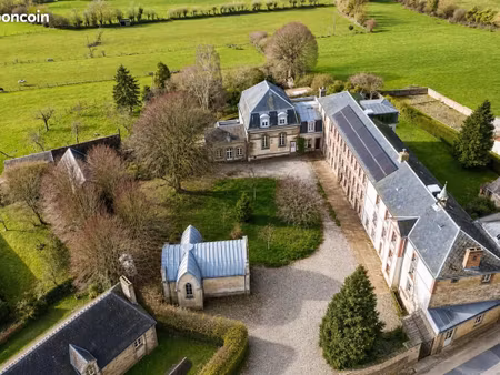 maison 40 pièces 915 m²