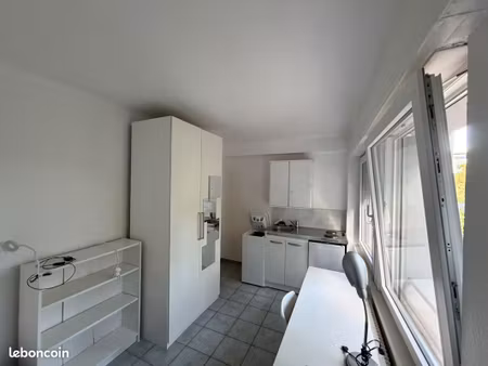 chambre meublee