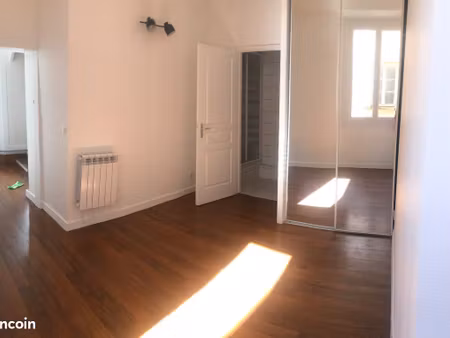 2 pièces + cuisine - 55 m²