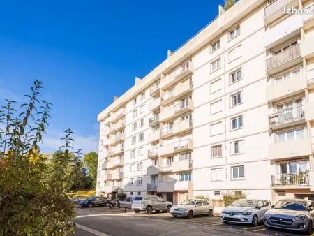 appartement 3 pièces 59 m²