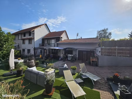 maison 6 pièces 126 m²