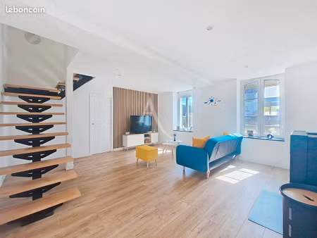 maison 7 pièces 150 m²