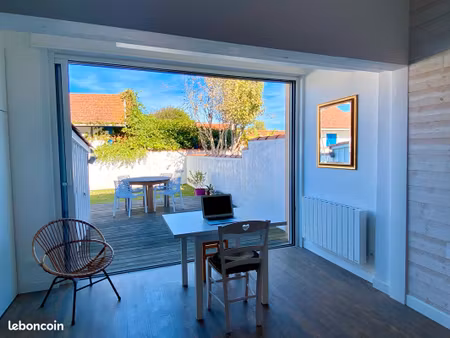 charmant studio à louer à l'année à biscarrosse-plage
