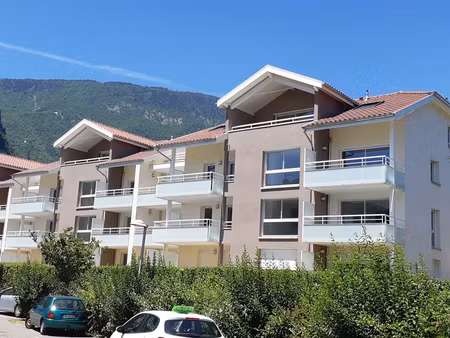 appartement t3 avec garage dans residence recente « le cresson d’or »