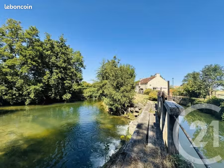 maison 4 pièces 141 m²