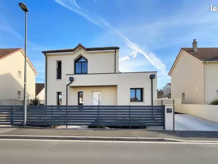 maison 5 pièces 114 m²