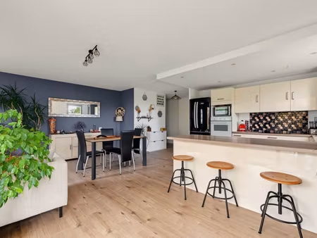 lalande - appartement t4 avec terrasse