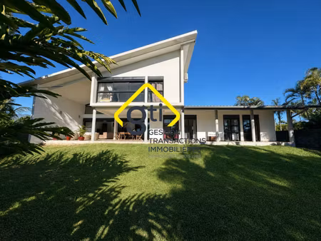 villa f7 contemporaine — 240 m² — bord de mer  deuxième li