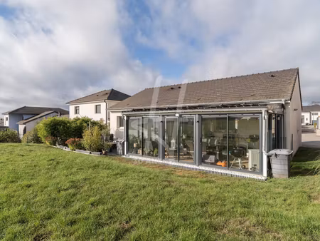 plain-pied 2015 avec véranda chauffée  3 chambres  vue sur les