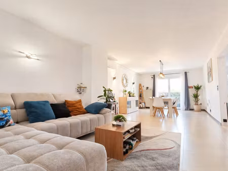 spacieux duplex t5 au coeur de messery