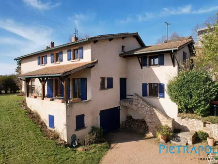villa d'env. 220 m²