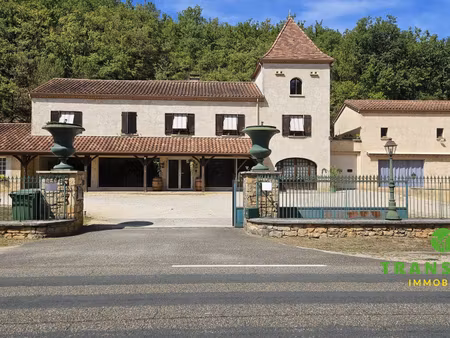 domaine d'exception avec fort potentiel commercial et événemen