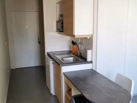 annonce location appartement 1 pièce de 18m2 à grenoble (38000) - paruvendu.fr ref 9927906