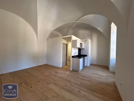 annonce location appartement 1 pièce de 33m2 à dole (39100) - paruvendu.fr ref 99279130196
