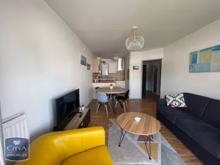 annonce location appartement 2 pièces de 39m2 à la rochelle (17000) - paruvendu.fr ref 992