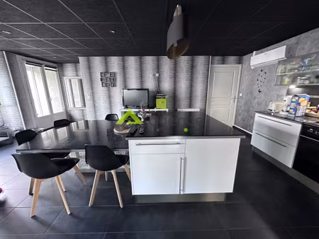 immeuble de rapport - 144 m2