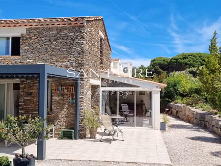 maison mitoyenne d'un côté