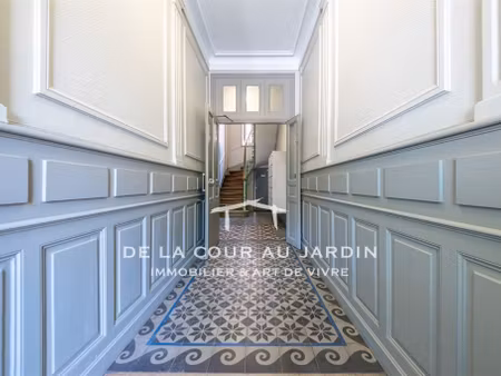 appartement traversant aux volumes généreux