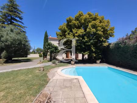 jolie maison bourgeoise à rénover en exclusivité à valréas.