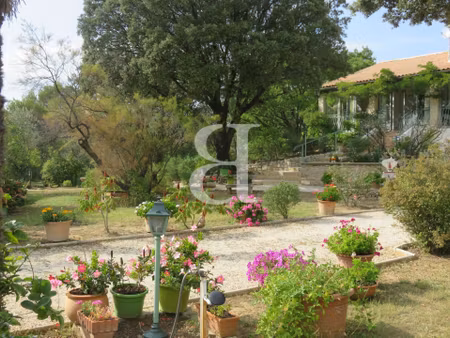 villa à vendre à st pantaléon les vignes.