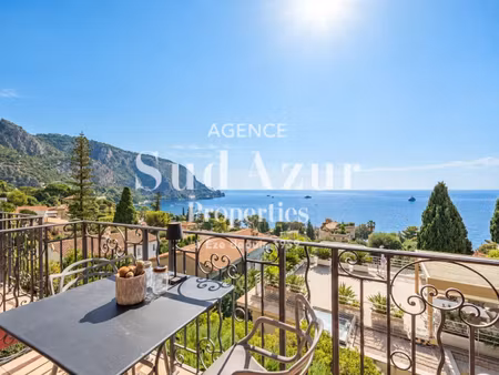 eze : élégante villa rénovée à deux pas des plages