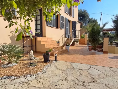 menton – quartier borrigo - appartement bas de maison avec grand extérieur