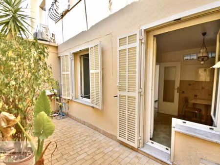 cap d'ail frontiere monegasque - 2 pieces 50m2 traversant a renover
