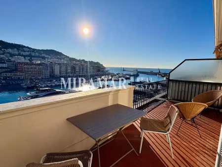 port de nice : rare dernier etage