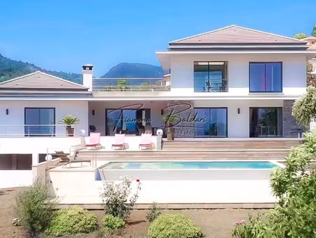 à vendre propriété - villa d'architecte 225m²  terrain 4 116m²  vue mer  folelli  penta di