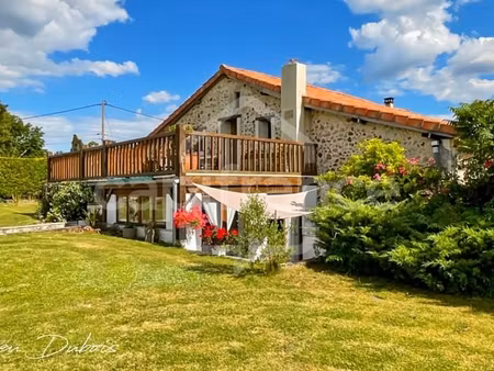 grange du xvème subtilement rénovée - art de vivre en périgord