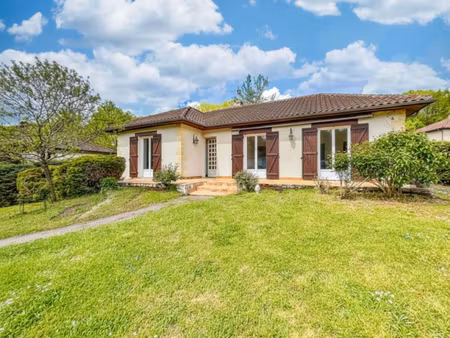 maison de plain-pied en ville sur périgueux - 4 chambres-
